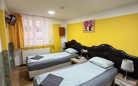 Deniz Guesthouse